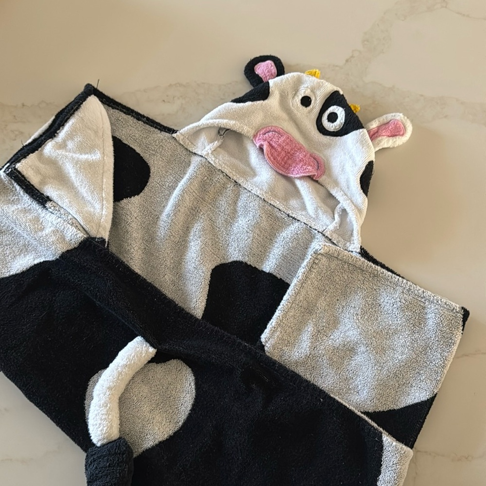 Kids Cow Hooded Towel EUC